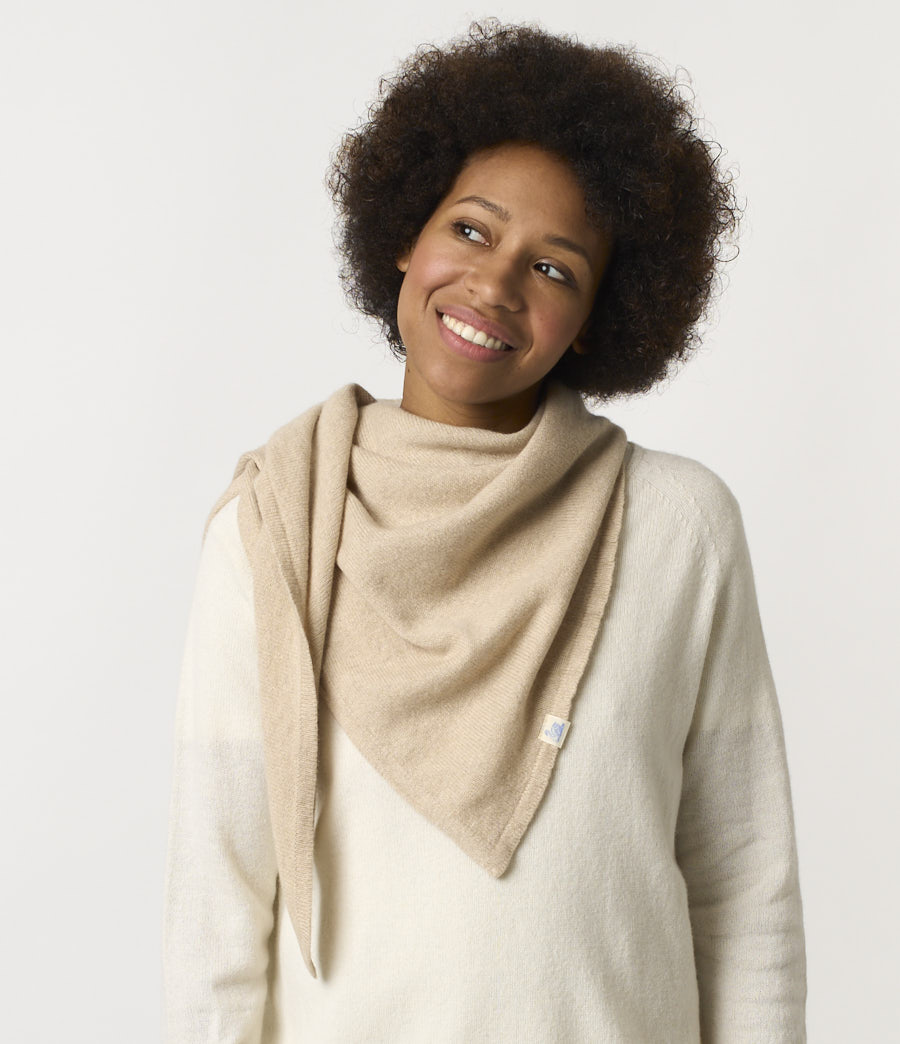 Beige Women Merz B. Schwanen SKTS01 light triangle Scarf | MERZ6450873